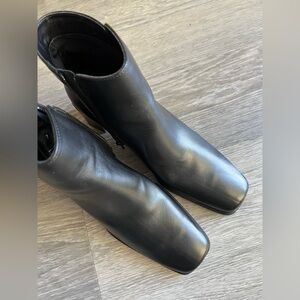 Ecco Sleek Black Ankle Booties